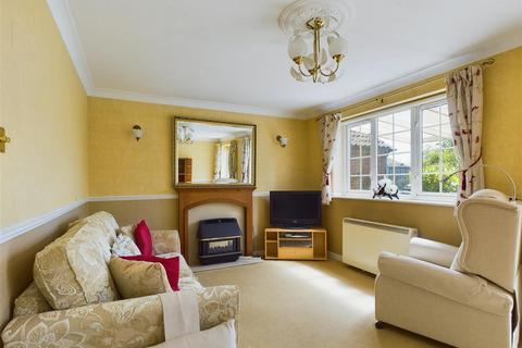 2 bedroom detached bungalow for sale, 10, Middlefield Close, Weaverthorpe, Malton, YO17 8EJ