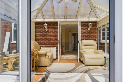 2 bedroom detached bungalow for sale, 10, Middlefield Close, Weaverthorpe, Malton, YO17 8EJ