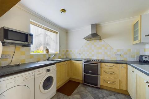 10 Middlefield Close, Weaverthorpe, Malton, YO17 8EJ