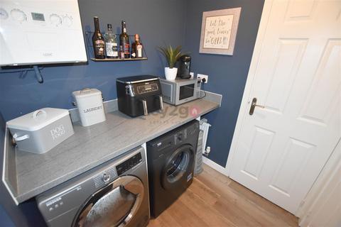 37 Spitfire Road, Sheffield, S13 7AD