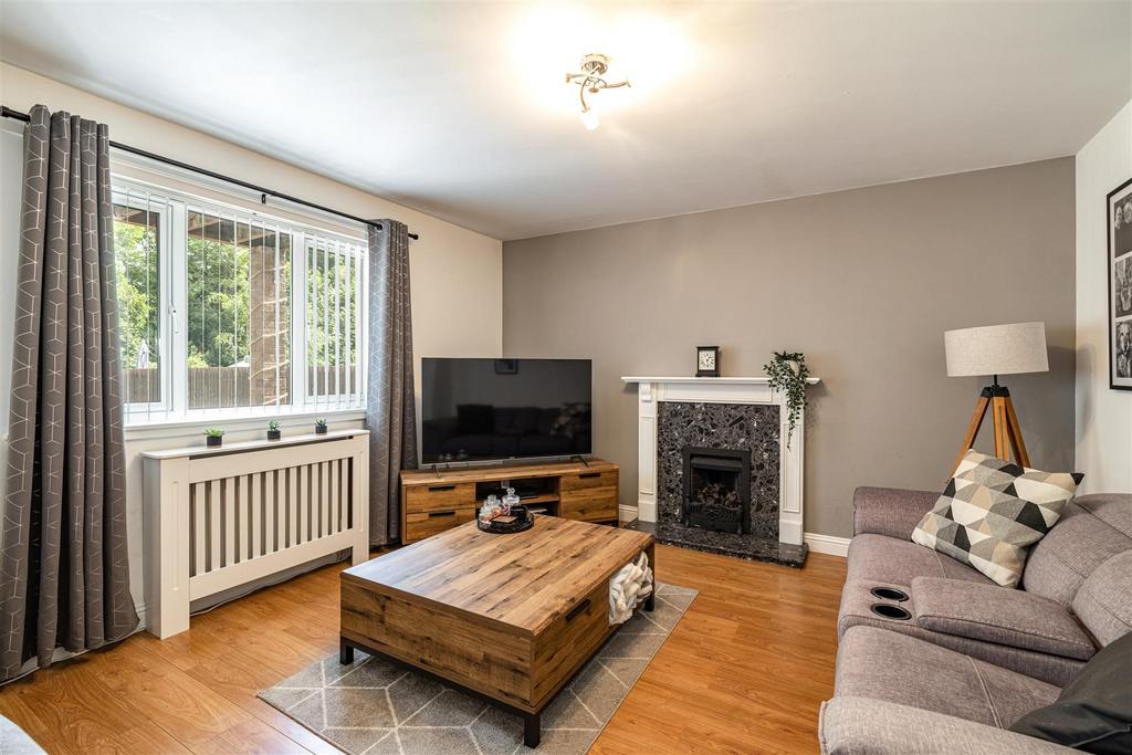 8 Tweedbank Avenue Tweedbank 19.JPG