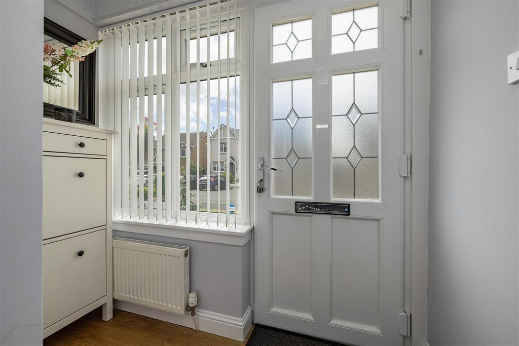 8 Tweedbank Avenue Tweedbank 12.JPG