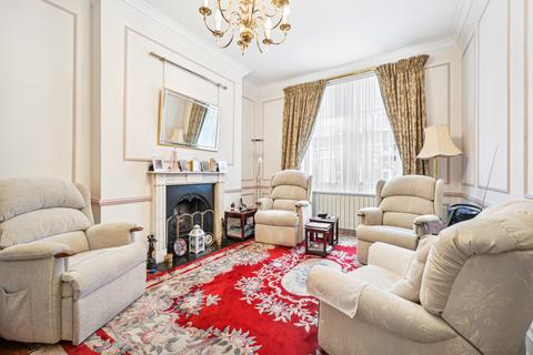 2 bedroom flat for sale, Stafford Mansions, Stafford Place, London, SW1E