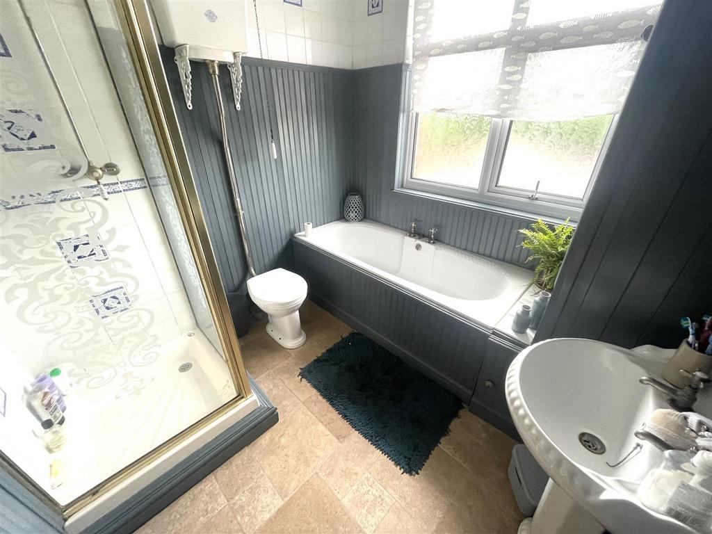 Family bathroom