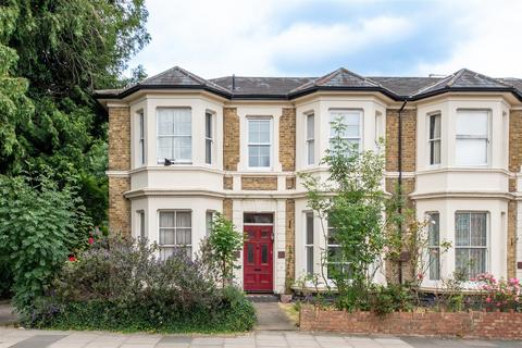 Studio for sale, Sunny Gardens Road, Hendon