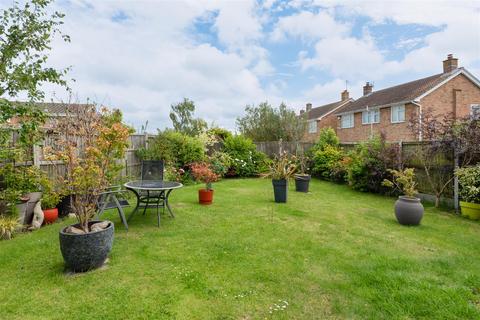 3 bedroom detached house for sale, Meadow Walk, Whitstable