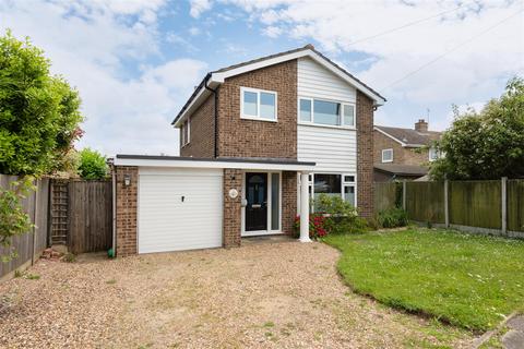 28 Meadow Walk, Whitstable, CT5 4PW