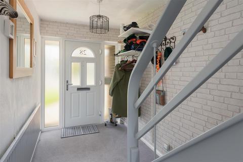 28 Meadow Walk, Whitstable, CT5 4PW
