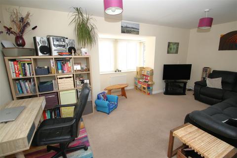 3 bedroom semi-detached house for sale, Flint Way, Salisbury