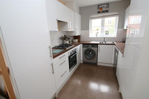 3 bedroom semi-detached house for sale, Flint Way, Salisbury