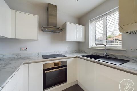 18 Blayds Garth, Woodlesford, Leeds, LS26 8WN