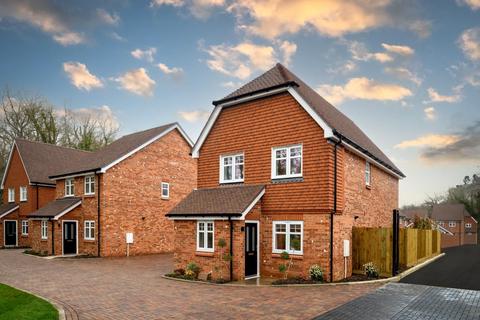 3 bedroom detached house to rent, Merrifield Lane, Burgess Hill RH15