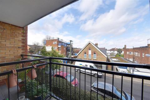 1 bedroom apartment for sale, Mulberry Court, East Finchley, N2