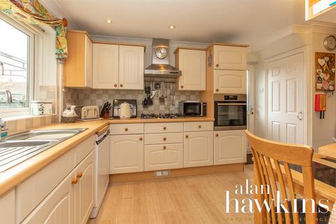26 Britannia Crescent, Lyneham, Chippenham, SN15 4AN