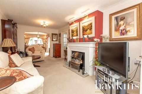 26 Britannia Crescent, Lyneham, Chippenham, SN15 4AN