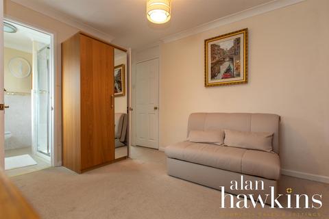 26 Britannia Crescent, Lyneham, Chippenham, SN15 4AN