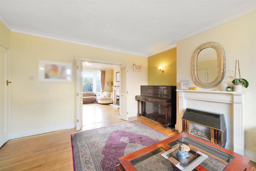 19 The Crescent - MPFh Jh ODYc Si Tyi Dod Q7.jpg