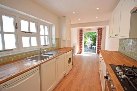 2 bedroom house to rent, Bull Street, Stratford-Upon-Avon CV37