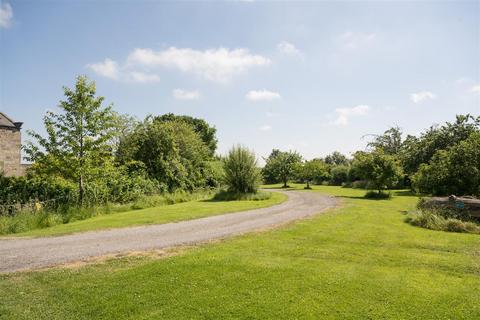 4 bedroom country house for sale, Ripon Road, Killinghall, Harrogate