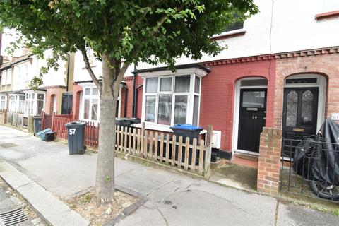 3 bedroom terraced house to rent, Tunstall Road, Croydon