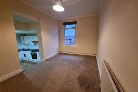 1 bedroom flat to rent, Church Road, Kingston, KT1