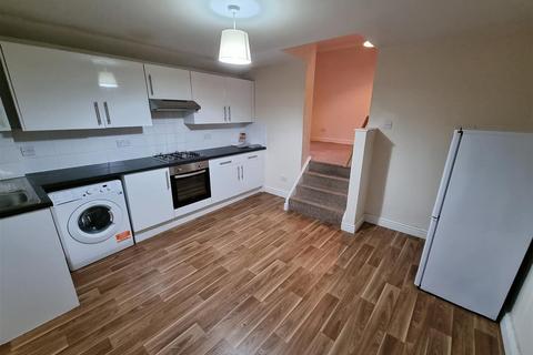 1 bedroom flat to rent, Church Road, Kingston, KT1