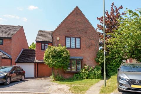 4 bedroom link detached house for sale, Norbury Close, South Millers Dale, Chandler's Ford