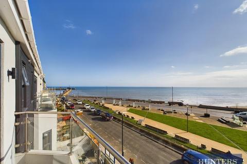 2 bedroom apartment for sale, Pembroke Terrace, Bridlington