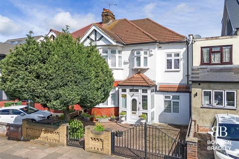 5 bedroom semi-detached house for sale, Wanstead Lane, Ilford