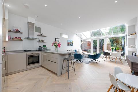 4 bedroom house for sale, Brondesbury Road, London, NW6