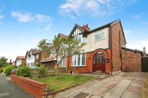 3 bedroom semi-detached house for sale, Carlton Road, Northwich