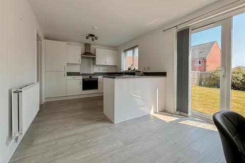 10 Oak Crescent, Burnham-on-crouch, CM0 8FP