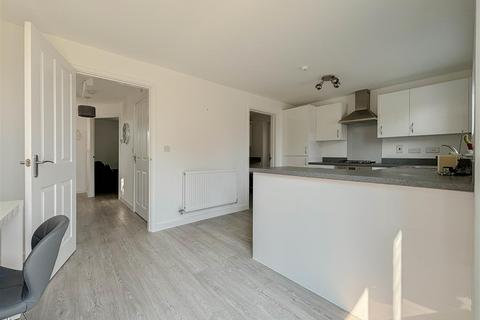 10 Oak Crescent, Burnham-on-crouch, CM0 8FP