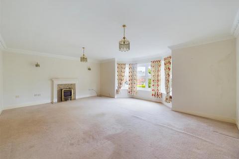 2 bedroom flat for sale, Marlborough House, Holywell Avenue, Whitley Bay