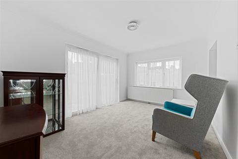 120 Long Lane, Croydon, CR0 7AP