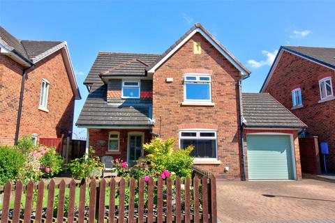 4 bedroom detached house for sale, Largo Gardens, Darlington, DL1