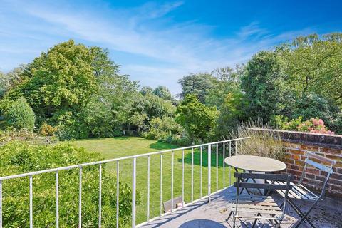 17 Adams Road, Cambridge, CB3 9AD
