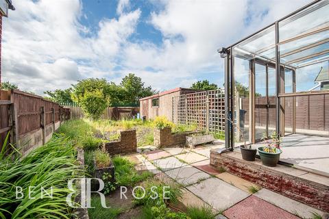 2 bedroom semi-detached bungalow for sale, Irongate, Bamber Bridge, Preston