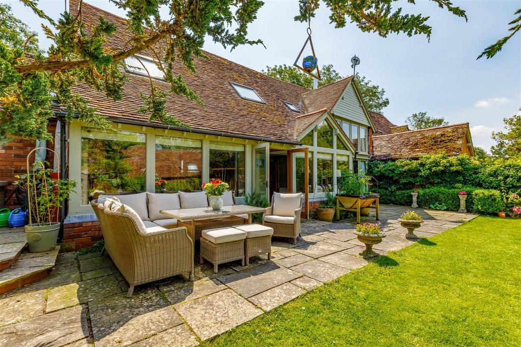 Secluded Rear Garden