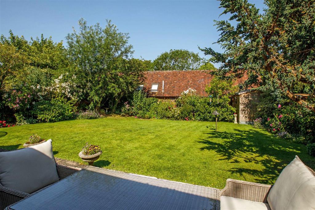 Secluded Rear Garden