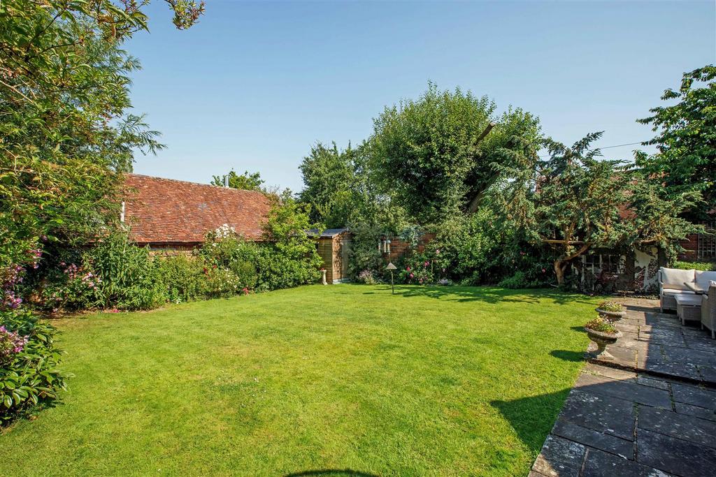 Secluded Rear Garden