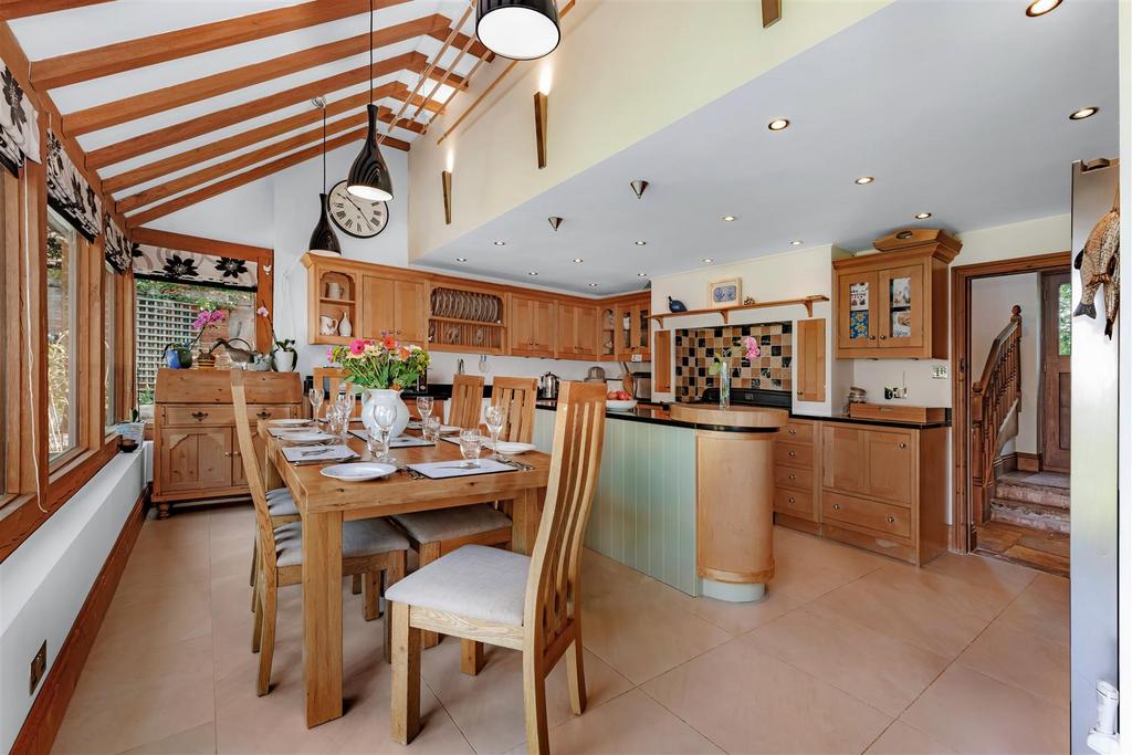 Dining Kitchen