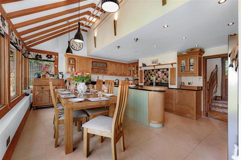 Monks Barn Breach Lane, Claverdon, Warwick, CV35 8QB