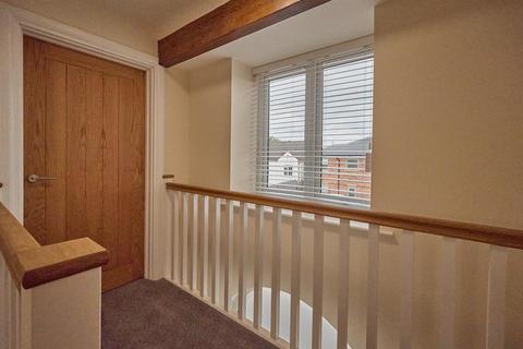 2 bedroom apartment to rent, Windsor Street, Burbage