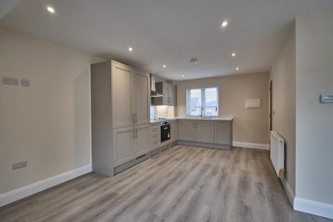 2 bedroom apartment to rent, Windsor Street, Burbage