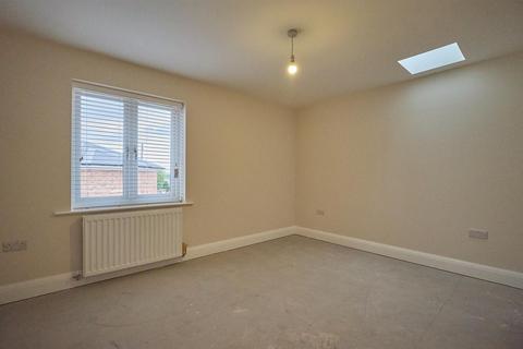 2 bedroom apartment to rent, Windsor Street, Burbage