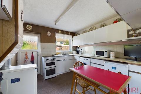 2 bedroom detached bungalow for sale, Skegby Lane, Mansfield