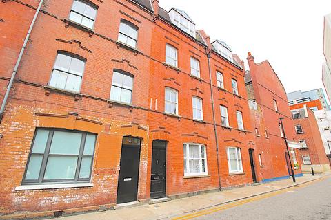 7 bedroom house to rent, Newark Street, London E1