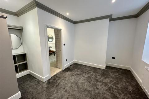 1 bedroom apartment to rent, Station Road, Darlington