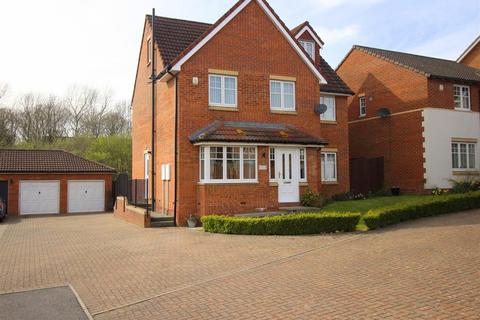 5 bedroom detached house for sale, Marazion Drive, Darlington